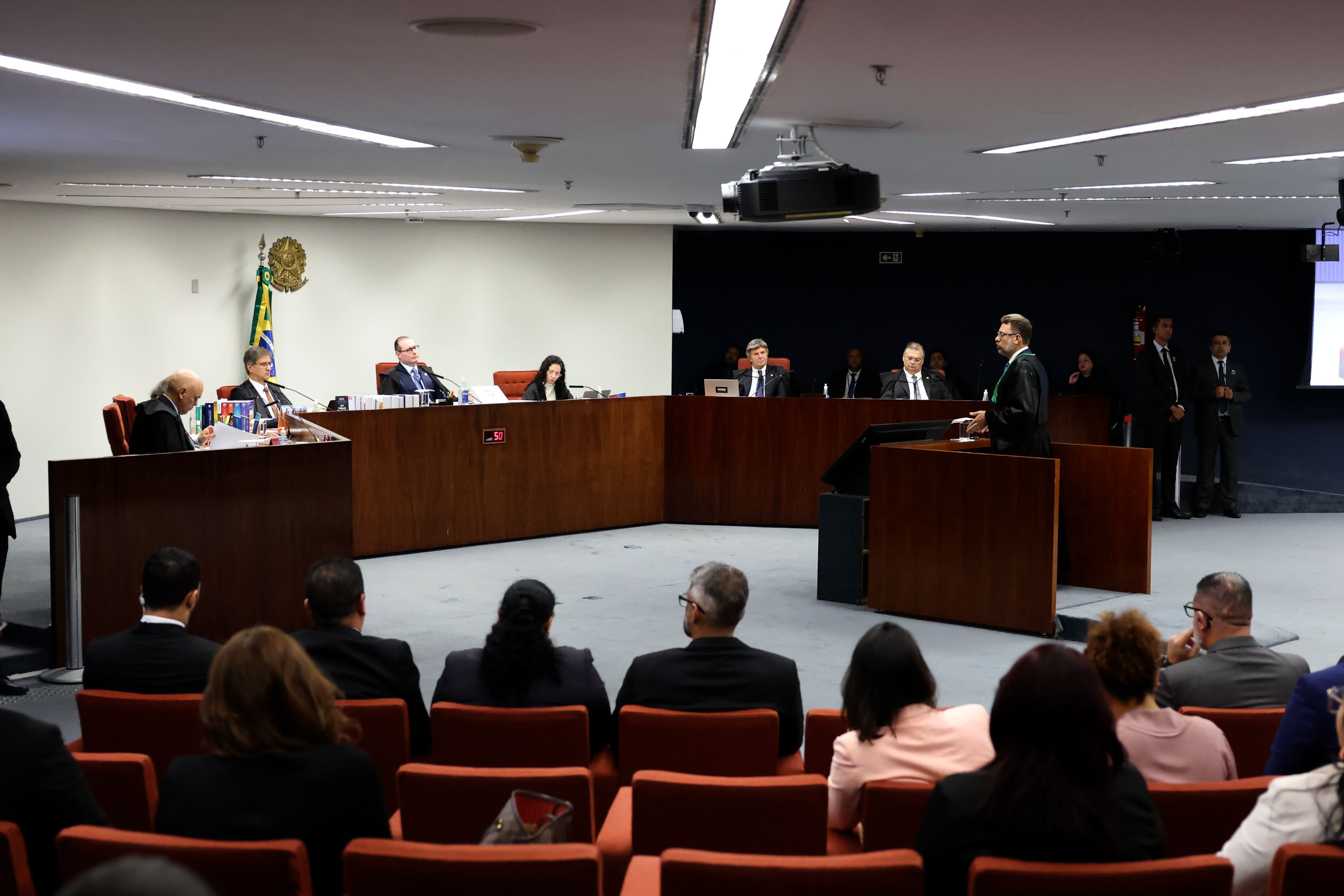 Imagem de destaque do post: Ex-ministros, embaixadores e políticos estão como testemunhas do núcleo 2