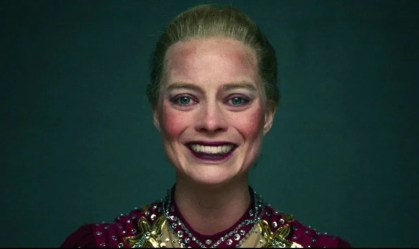 Margot Robbie revela síndrome do impostor: "Sempre tenho uma crise"