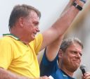 Tarcísio visita Bolsonaro em prisão domiciliar