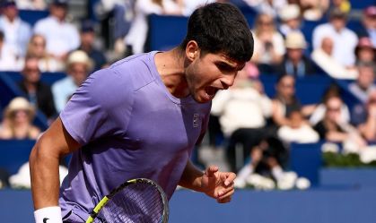 Alcaraz derrota Fils e chega à terceira final em Barcelona