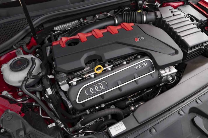 Audi RS 3 Sedan chega ao Brasil com 400 cv e 0 a 100 de 3.8s • Divulgação