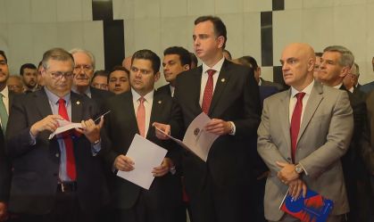 Moraes e Dino visitam Congresso em meio a pressão por anistia