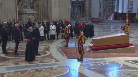 Príncipe William comparece ao funeral do papa Francisco