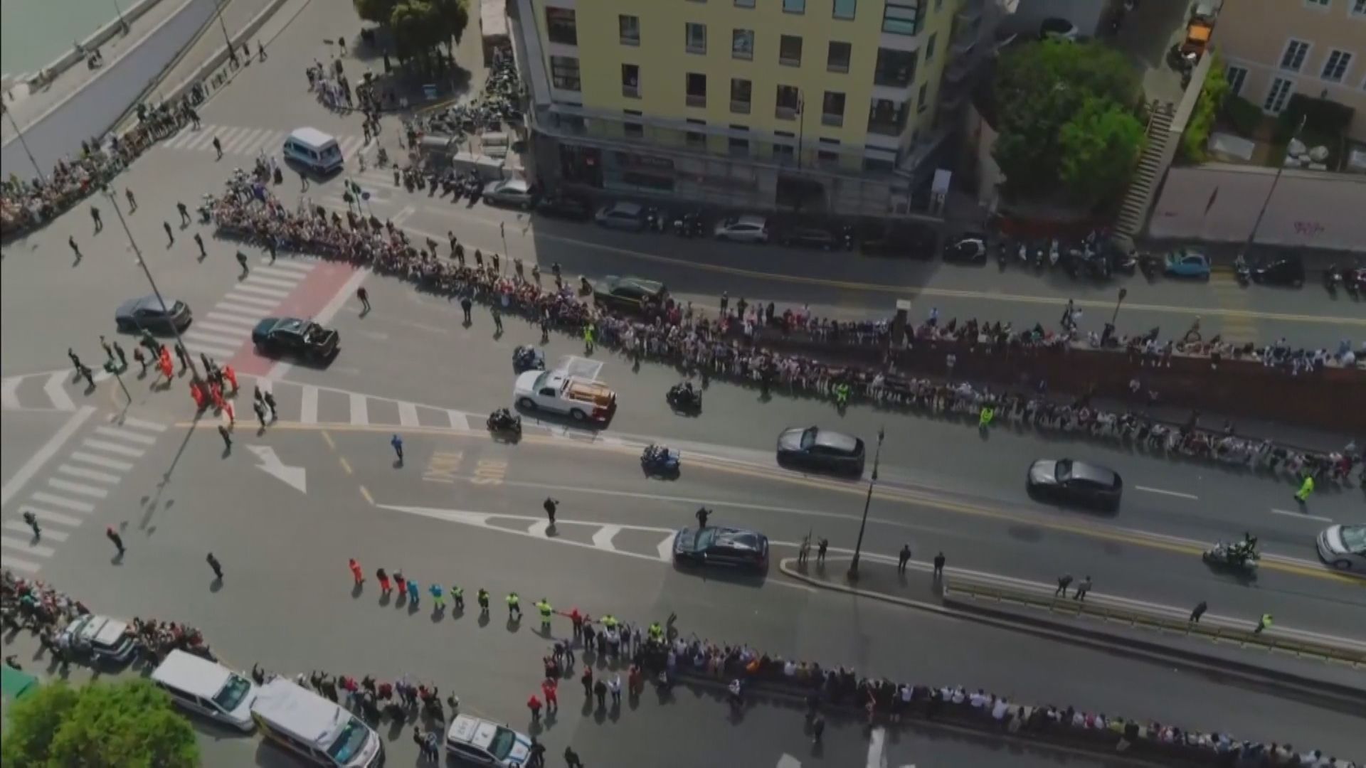 Cortejo fúnebre do papa Francisco • Reuters