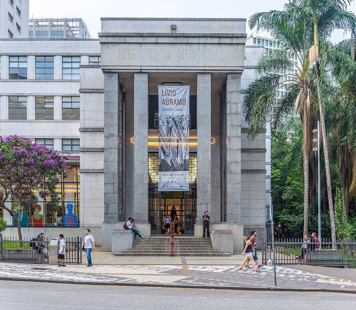 Biblioteca Mário de Andrade é considerada a principal de São Paulo • Wilfredor/Unsplash