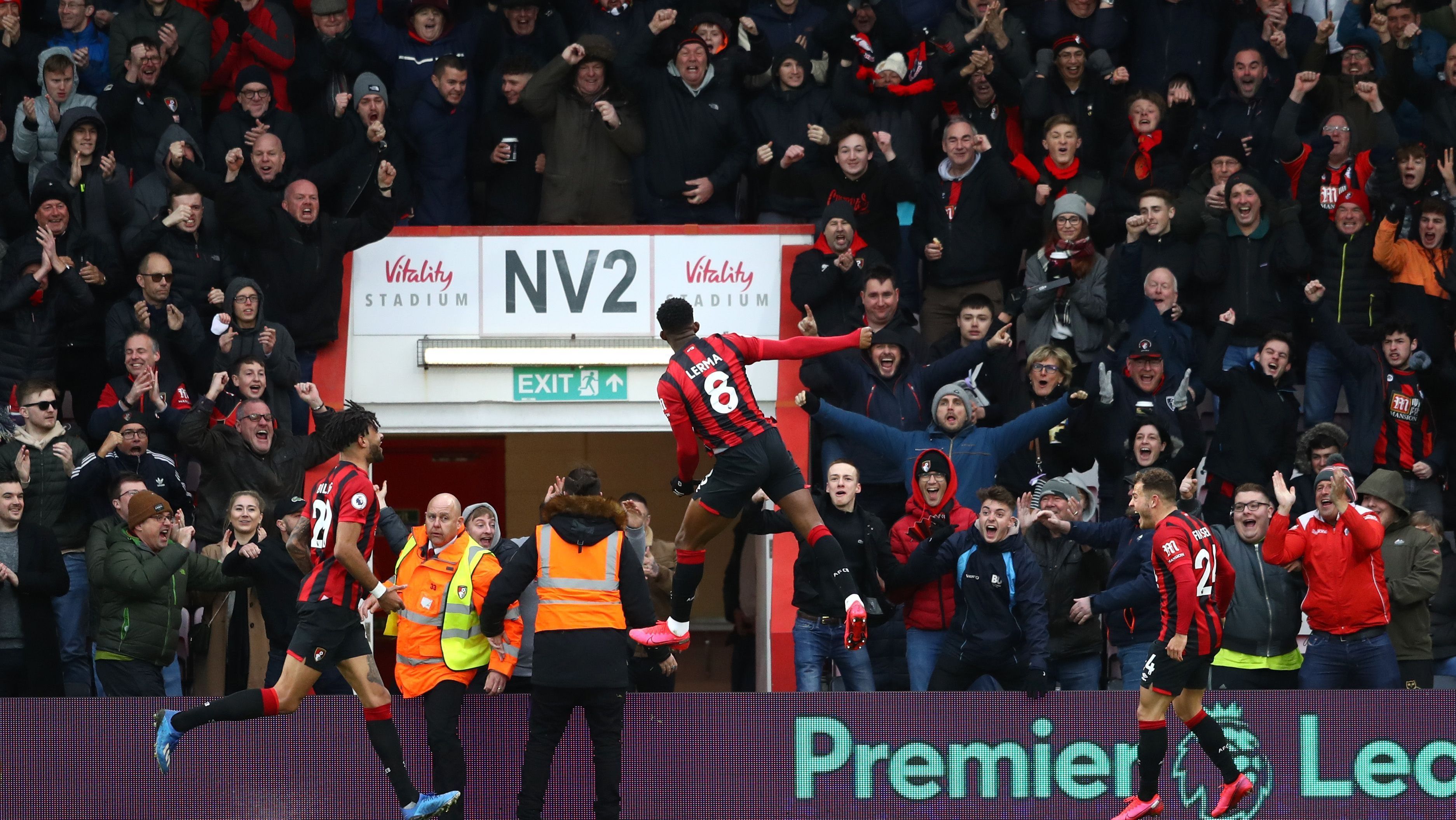 Bournemouth vai recomprar estádio para aumentar capacidade