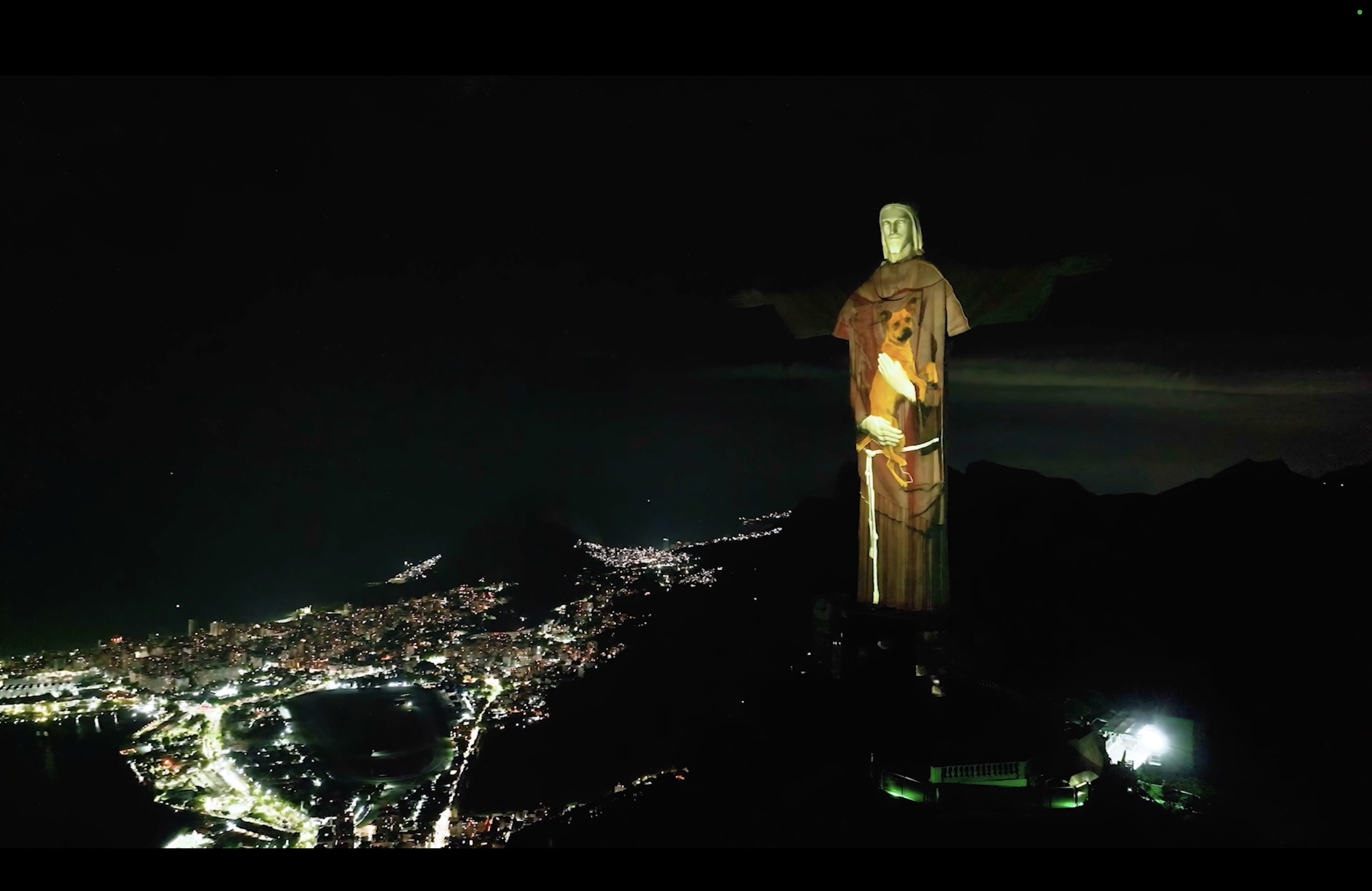 Teste final da projeção no Cristo Redentor