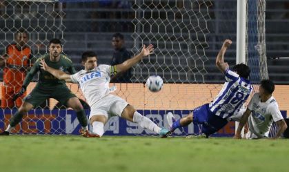 CSA venceu o Grêmio no jogo da ida da terceira fase da Copa do Brasil 2025