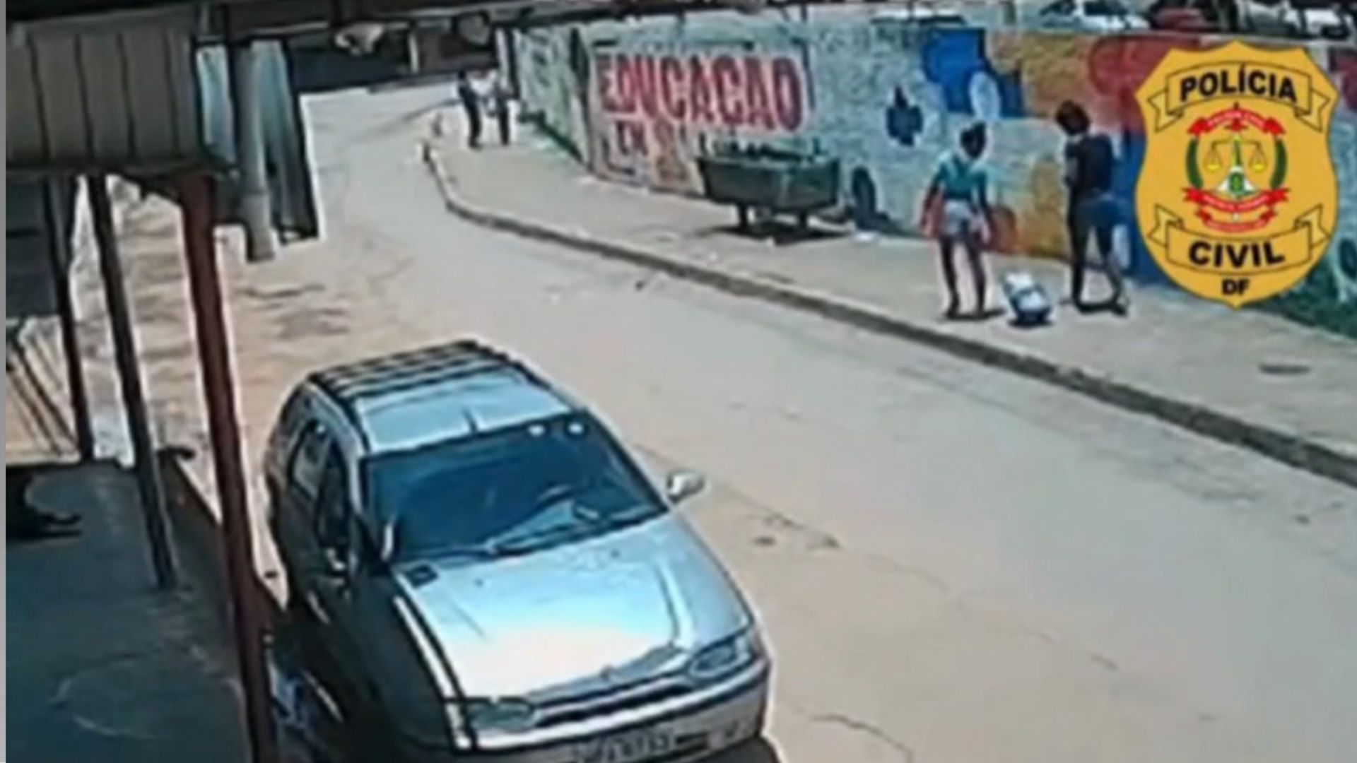 Câmeras de segurança registraram o crime