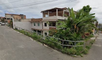 Censo 2022: 16% dos brasileiros moram em ruas sem calçadas