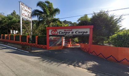 Homem mata amante com caneta dentro de motel em SP
