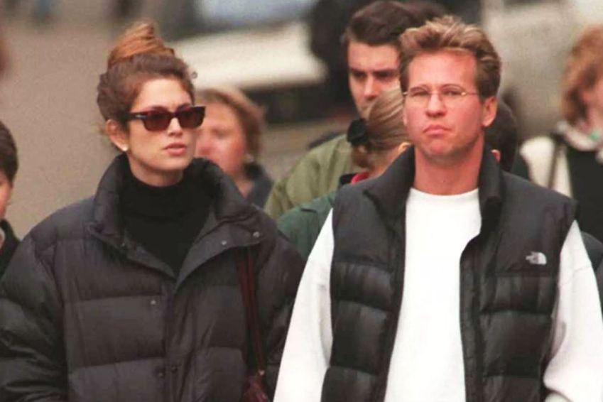 Cindy Crawford e Val Kilmer ficaram juntos entre 1995 e 1997 • Sacha Orlov/Getty