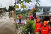 Rio de Janeiro tem solo encharcado e 571 pessoas fora de casa