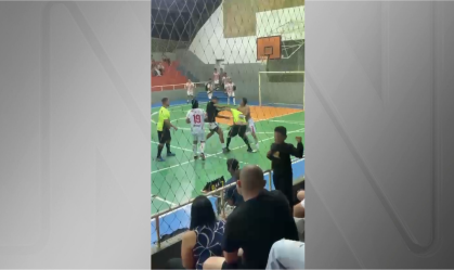 Briga em jogo de futsal: jogador acusa árbitro de tentar golpe de canivete