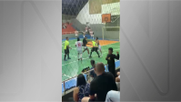 Briga em jogo de futsal: jogador acusa árbitro de tentar golpe de canivete