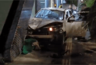 Pessoas em situação de rua morrem prensadas por carro enquanto dormiam