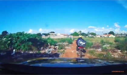 Motociclista é preso pela PRF após 10 minutos de perseguição