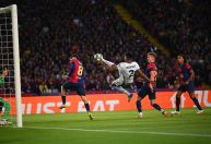 Inter: Dumfries faz pintura de voleio contra o Barcelona na Champions; veja