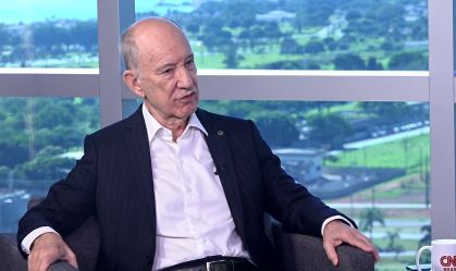 "Desafio é reeleição de Lula", afirma candidato à presidência do PT