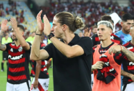 Filipe Luís rasga elogios para atuação do Flamengo contra o Corinthians