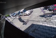 Vídeo: câmeras de segurança registram troca de tiros entre PM e criminoso