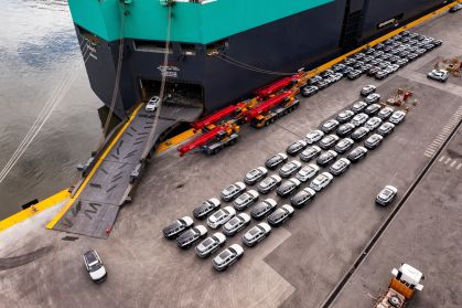 Veículos da GWM no porto de Vitória
