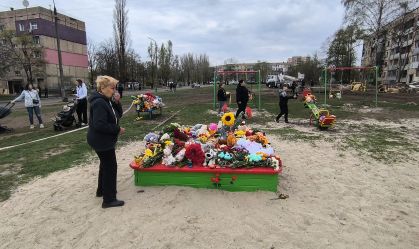 Número de mortos em ataque russo contra cidade natal de Zelensky sobe a 19