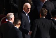 Joe Biden chega à Praça de São Pedro para funeral do papa Francisco