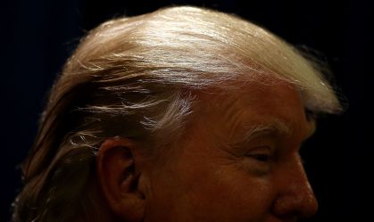 "Quero lavar meu lindo cabelo": Trump reverte restrição à pressão de água