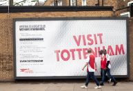 Entenda por que os fãs do Arsenal iniciaram a campanha “Visit Tottenham”