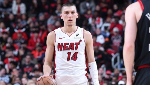 Miami Heat vence Chicago Bulls e avança no play-in