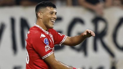 Leonardo Sequeira fez os dois gols do Hurácan