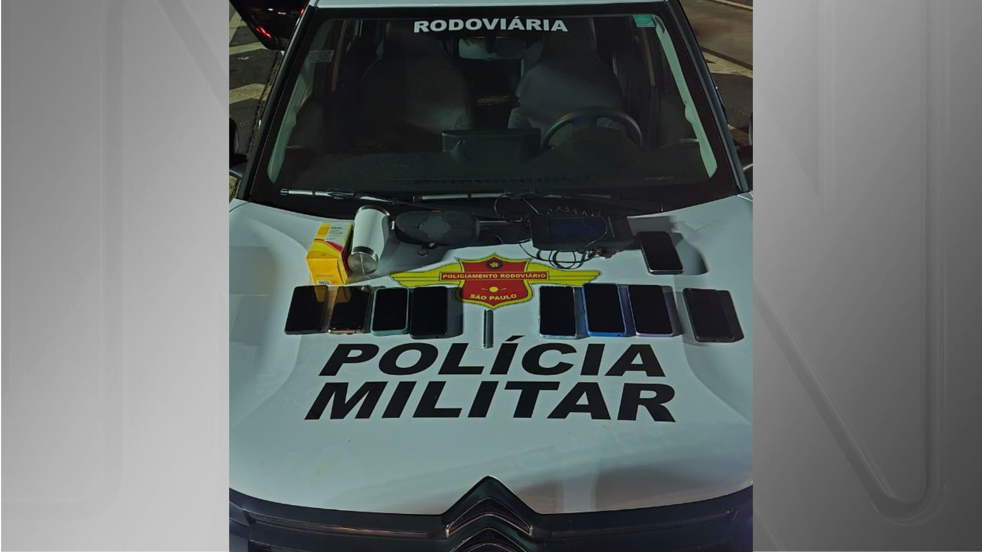 Imagem mostra bens apreendidos pela polícia
