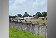 Aeroporto na Bahia fica fechado após pneu de avião estourar na pista