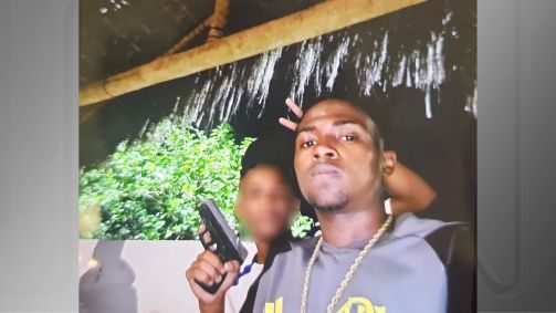 Preso no Rio, traficante Carlos Henrique da Silva Oliveira ostentava armas em redes sociais