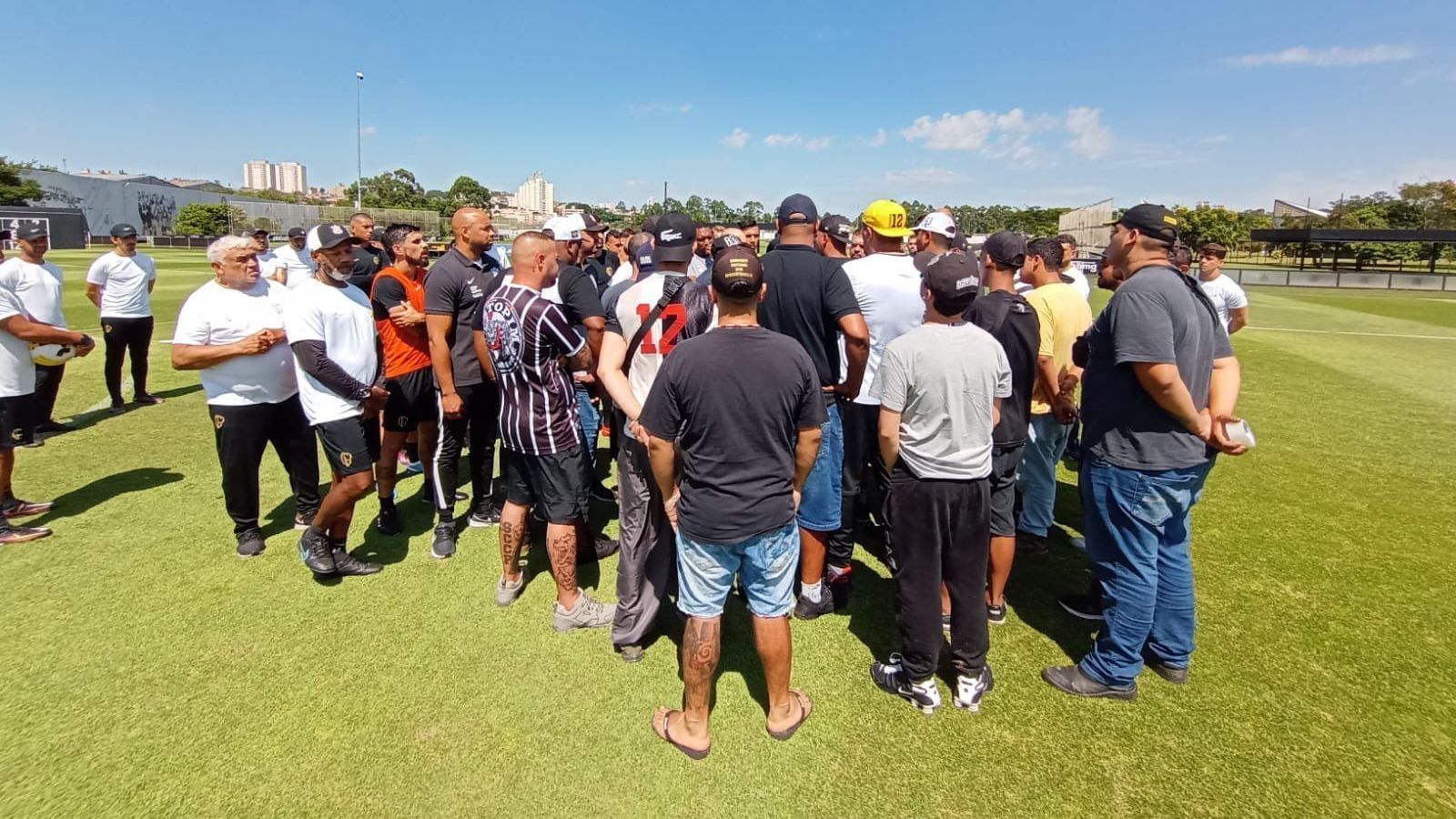 Invasão ao CT do Corinthians em 2023