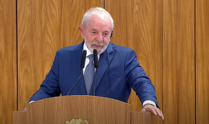 Lula diz que Trump trata latinos como "inimigos"