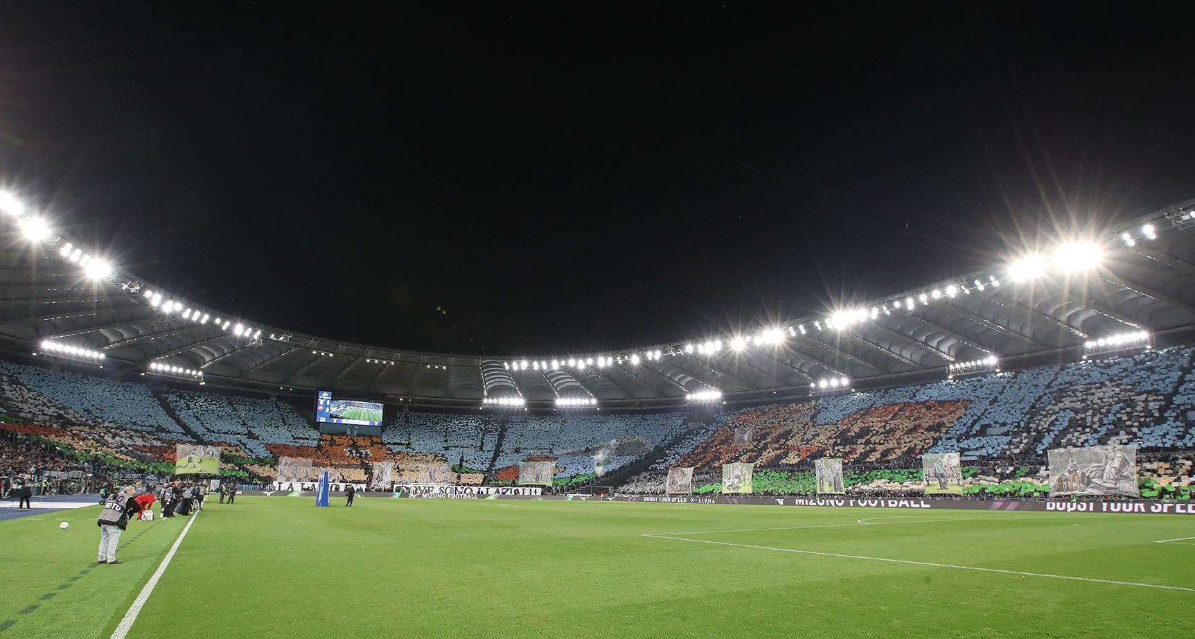 Jogo entre Lazio e Roma termina em violência