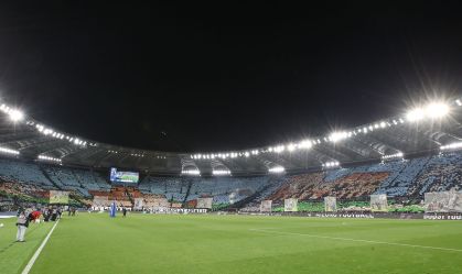 Jogo entre Lazio e Roma termina em violência e deixa 13 policiais feridos