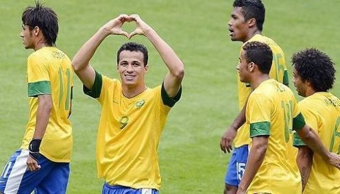 Leandro Damião anuncia aposentadoria aos 35 anos