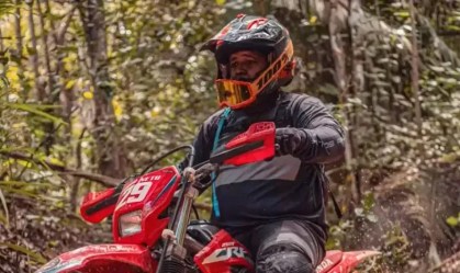 Leonardo Araújo Oliveira era motociclista