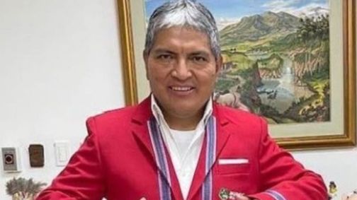 Luis Alfonso Chango, presidente do Mushuc Runa, reclama da falta de apoio ao clube