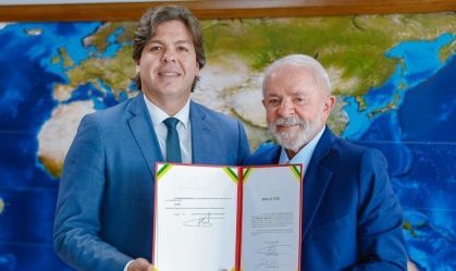 Governo oficializa Frederico Siqueira como ministro das Comunicações