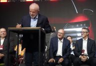 Lula assina decreto que regulamenta o Mover