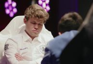 Xadrez: Magnus Carlsen conquista única vitória em quartas de torneio