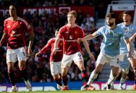 Manchester City e United empatam em clássico morno pela Premier League