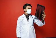 Quando começa o Enamed? Entenda nova avaliação para cursos de medicina
