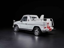 Mercedes-Benz G580 Papamóvel de Francisco