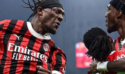 Milan busca redenção em clássico que vale vaga na final da Copa da Itália