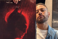 Neymar responde craque Neto após look de Batman